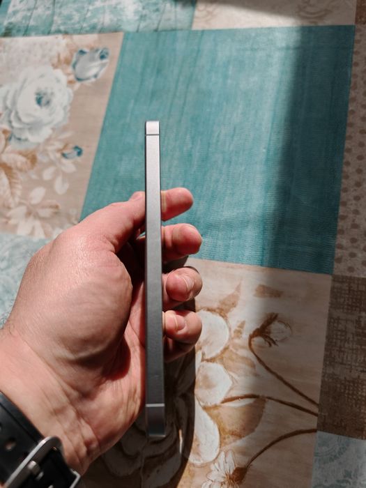 Vand Samsung Galaxy S25 Silver,  512gb