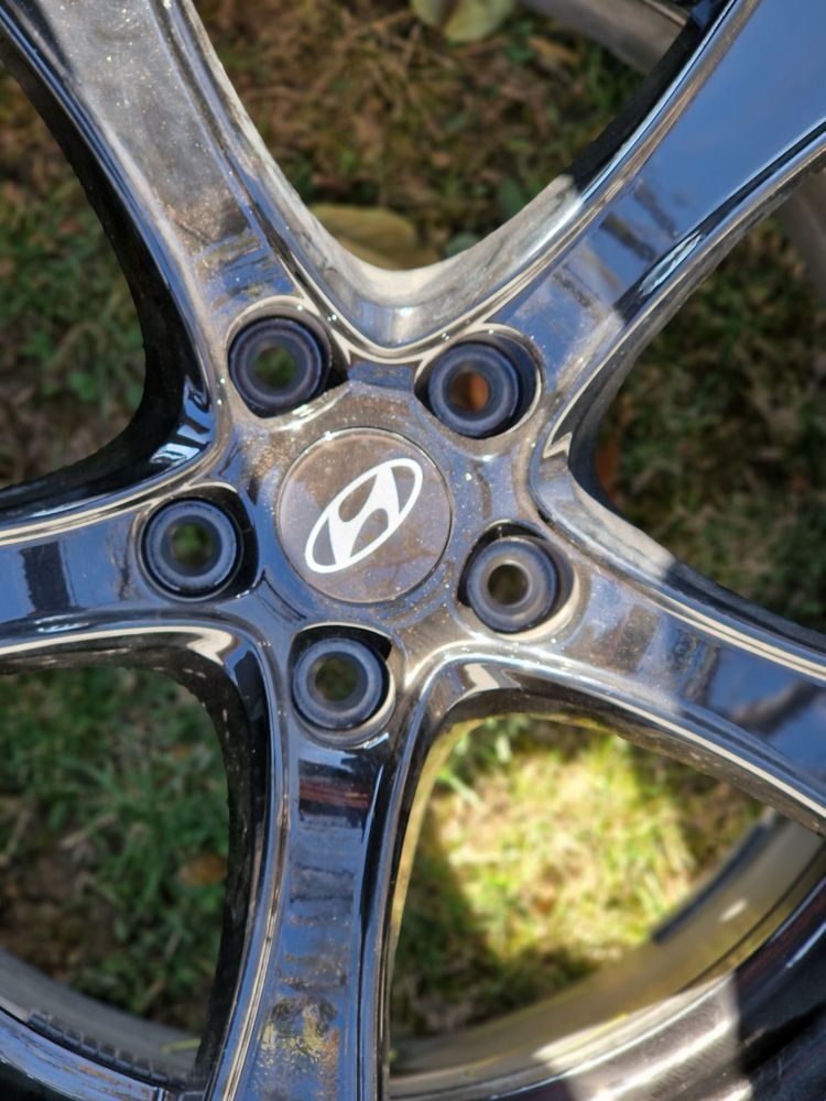 Зимни Гуми с Джанти 235/60R18