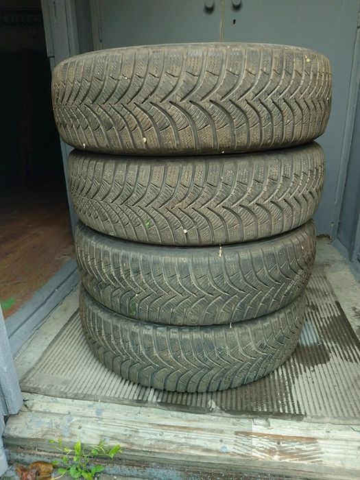 Гуми зимни 165/70/14