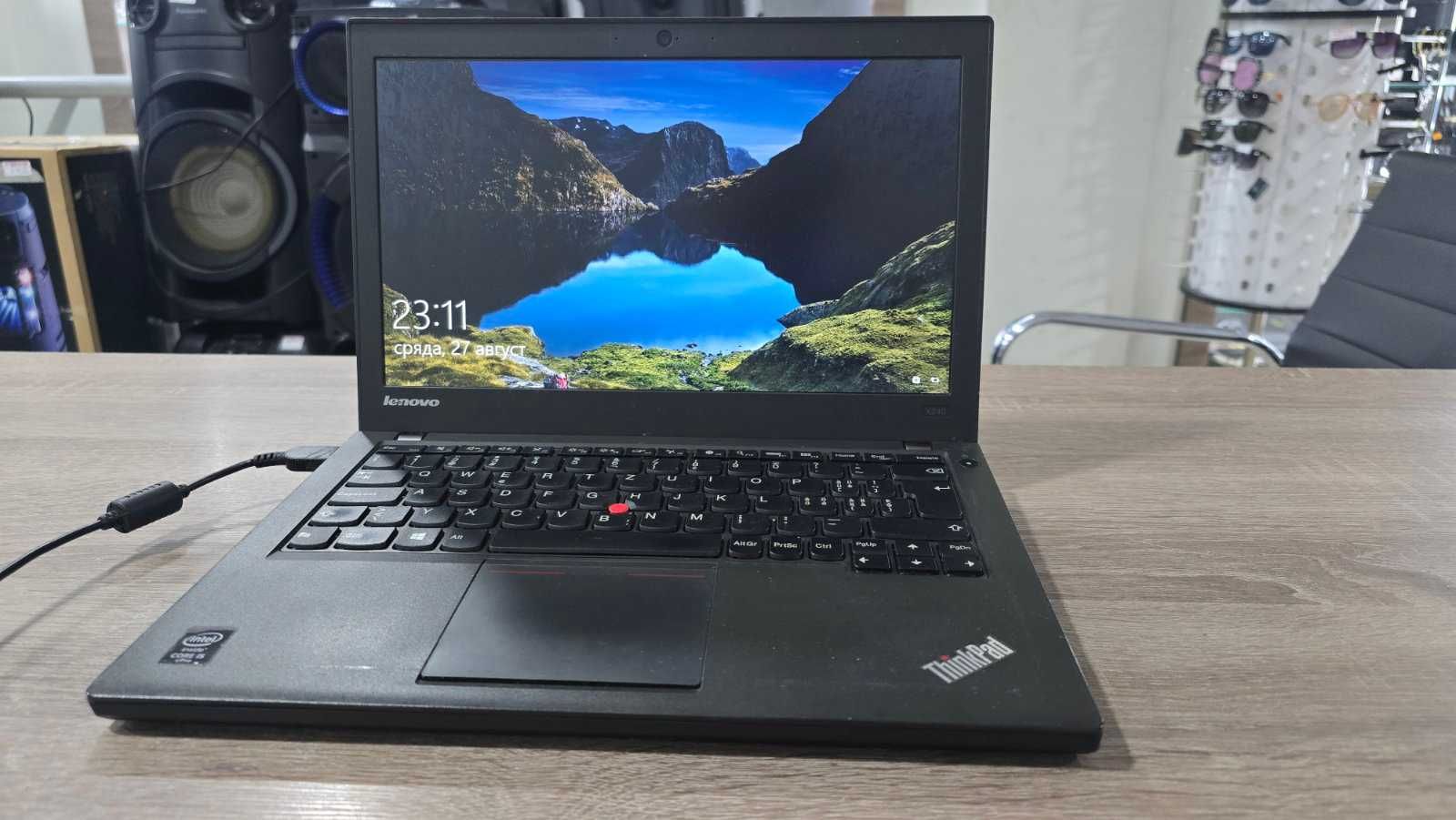 Лаптоп Lenovo x240