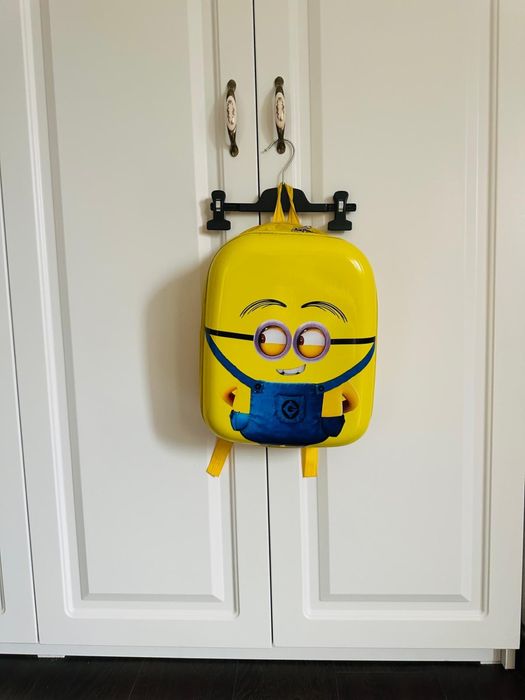 Ghiozdan pentru copii , incapator cu minion , impermeabil