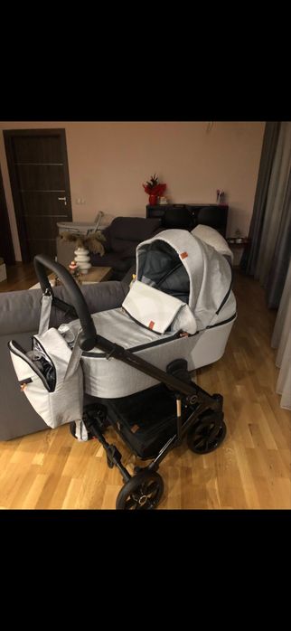Бебешка количка 3 в 1