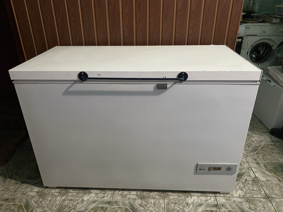 Congelator în stare bună