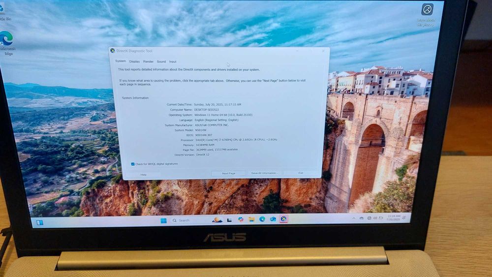 Ultrabook ASUS ZenBook 15.6 inch 4K IPS, Intel i7 6700HQ, 16GB DDR4