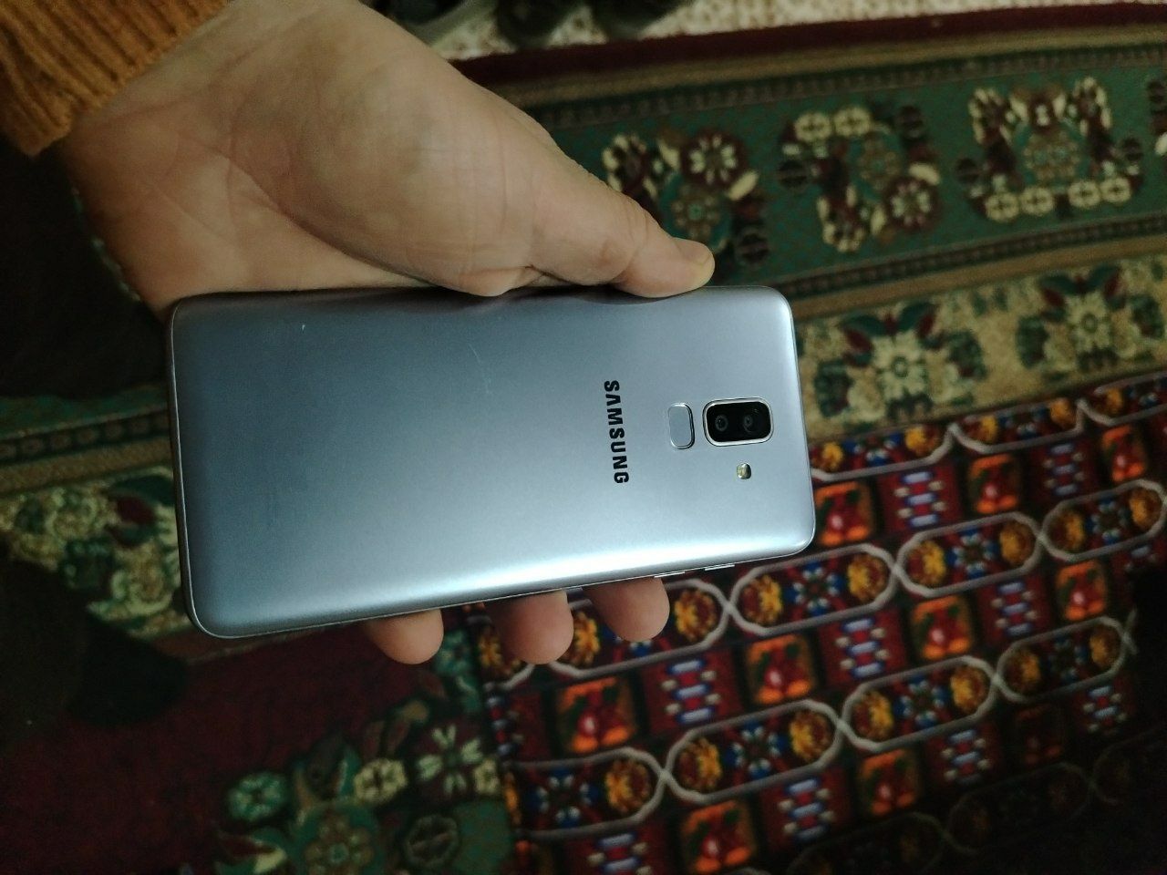 Samsung Galaxy J8 32/2