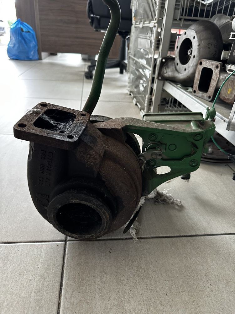 Turbo John Deere RE535692