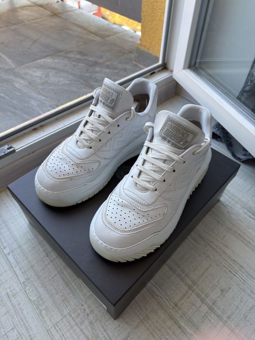 Versace Odissea tenisi