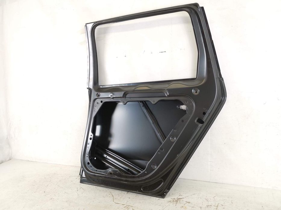 Дясна задна врата Фолксваген / Volkswagen VW Passat B7 [ - ] Комби Ори