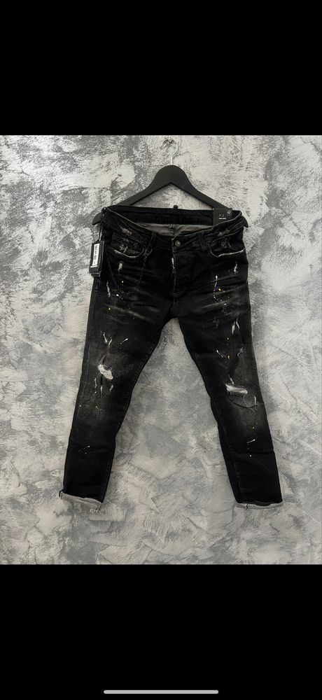 ‼️OFERTA Blugi barbati DSQUARED2, Calitate Deluxe‼️