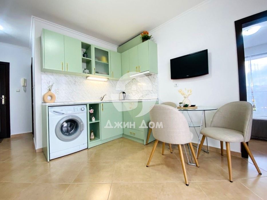 Продава се Двустаен апартамент в Поморие - 50 кв.м за 1660 €/кв.м - Снимка #4