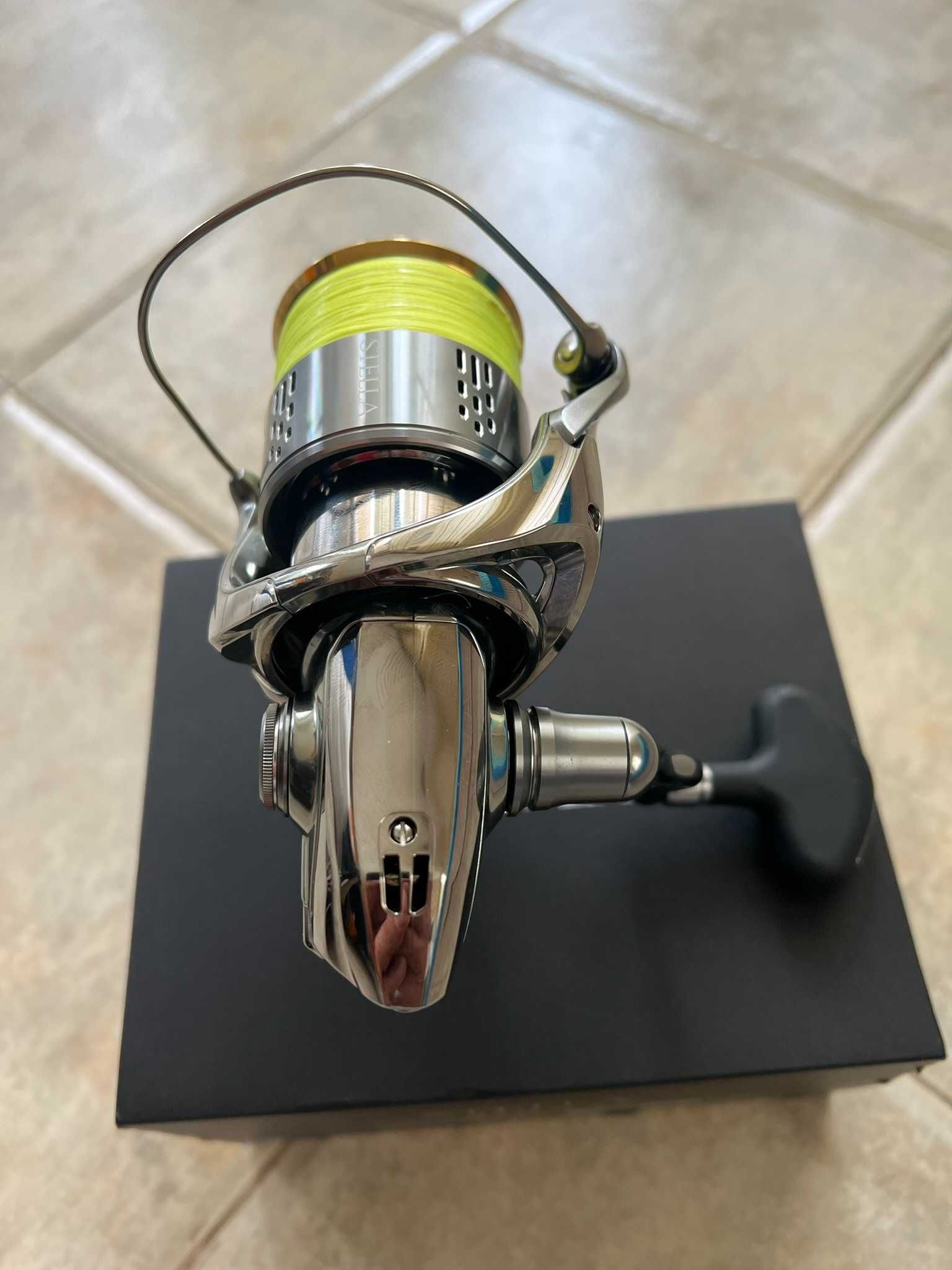 Предлагам Shimano Stella FJ 4000