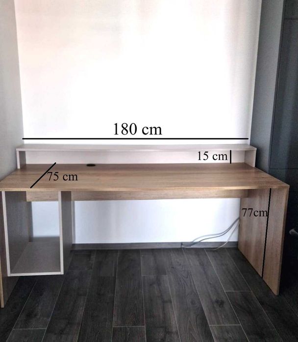 Birou custom pentru gaming/home office