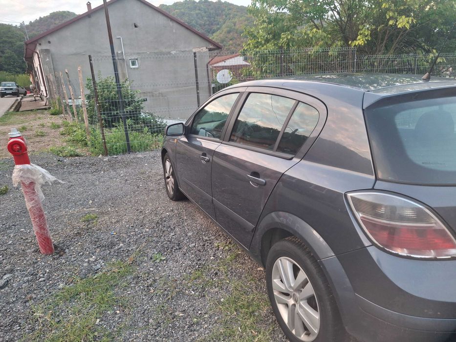 Opel Astra h Panoramic