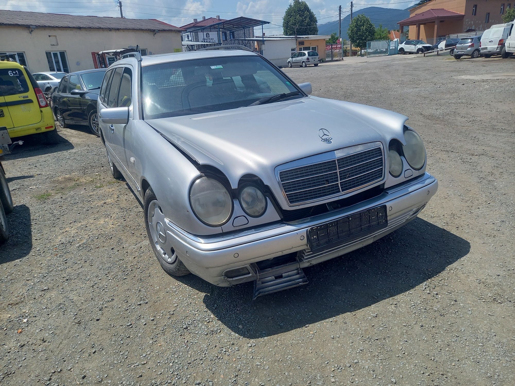 Мерцедес E 220 CDI на части !