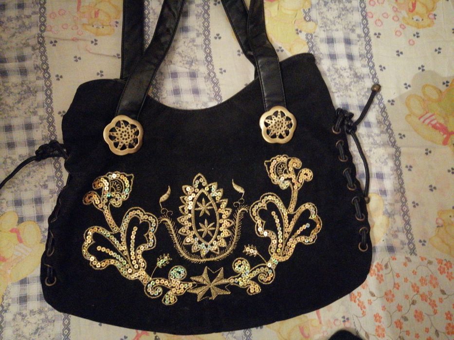 Geanta dama catifea neagra