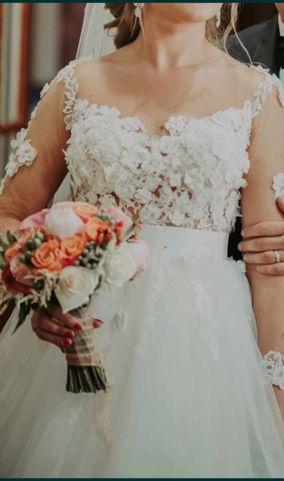 Vând rochie de mireasă Maya Fashion