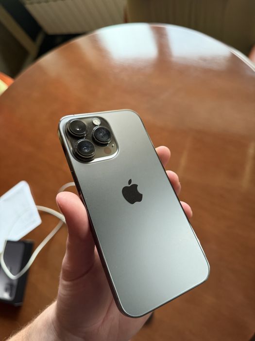 iPhone 13 Pro 128 Gb Graphite отлично състояние