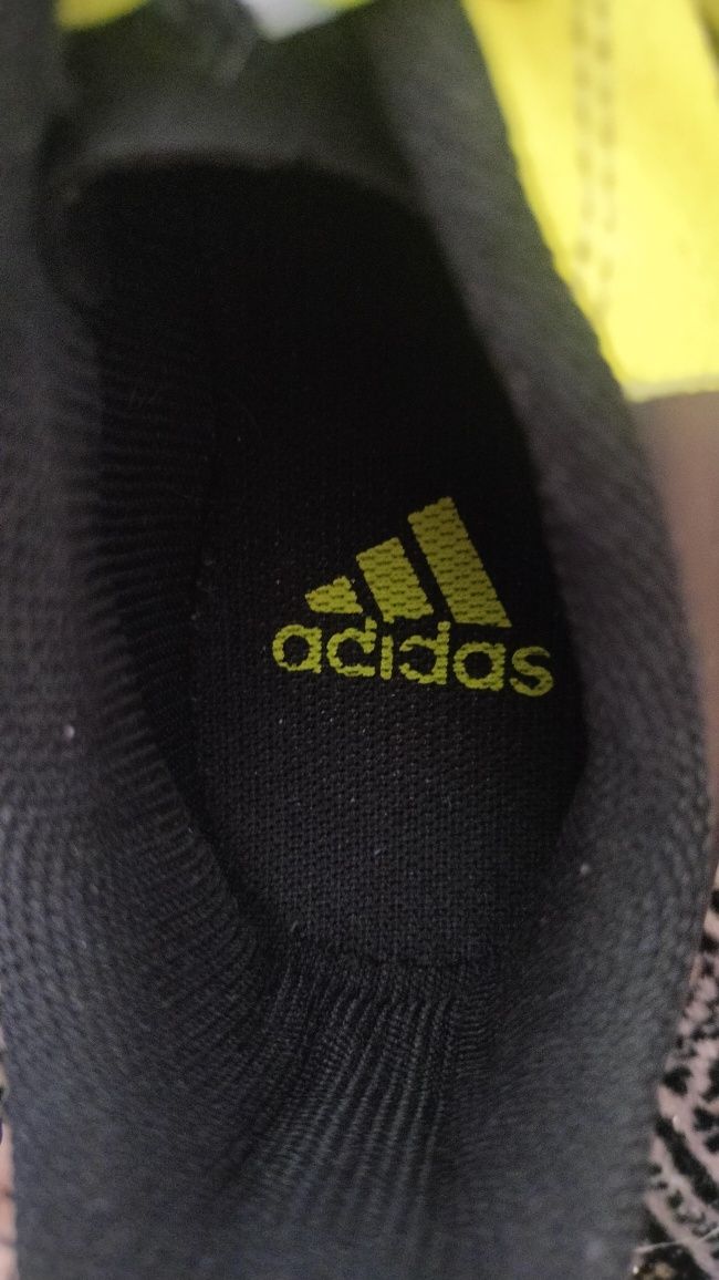 Adidas номер 39 1/3, бутонки/футболни обувки