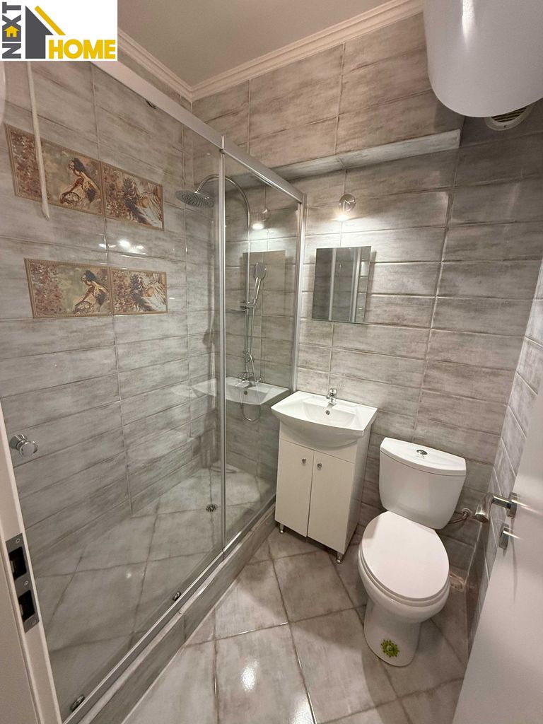 Продава се Многостаен апартамент в Пловдив, Кючук Париж - 140 кв.м за 1572 €/кв.м - Снимка #3