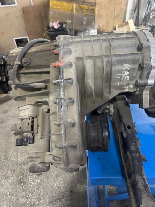 Продам раздатку Каен туарег Q7