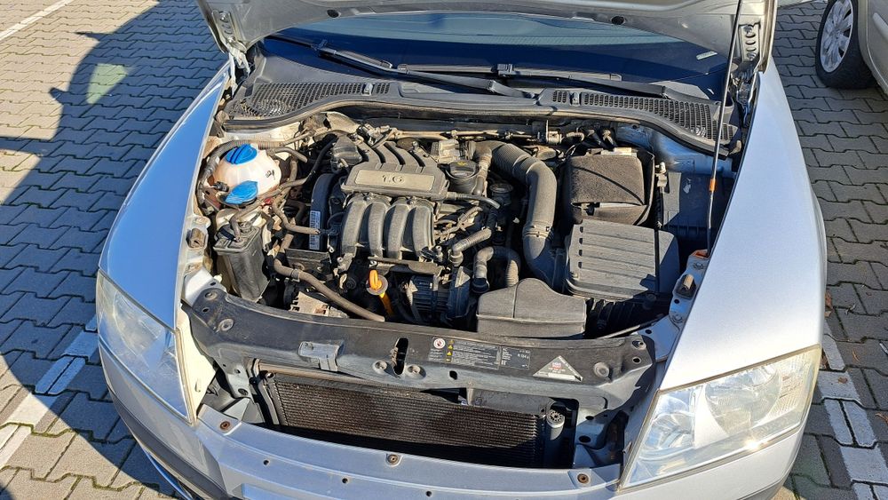 Vând Skoda Octavia 2 ,2011, 1.6mpi,139400km,5350 euro negociabil