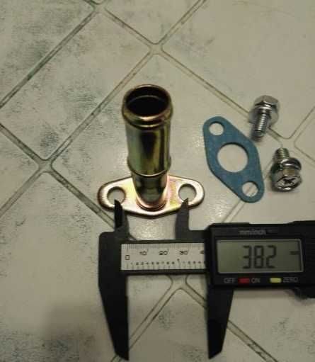 Фланец с тръбичка за оттичане на маслото на турбо GT25,GT28,GT30,GT35