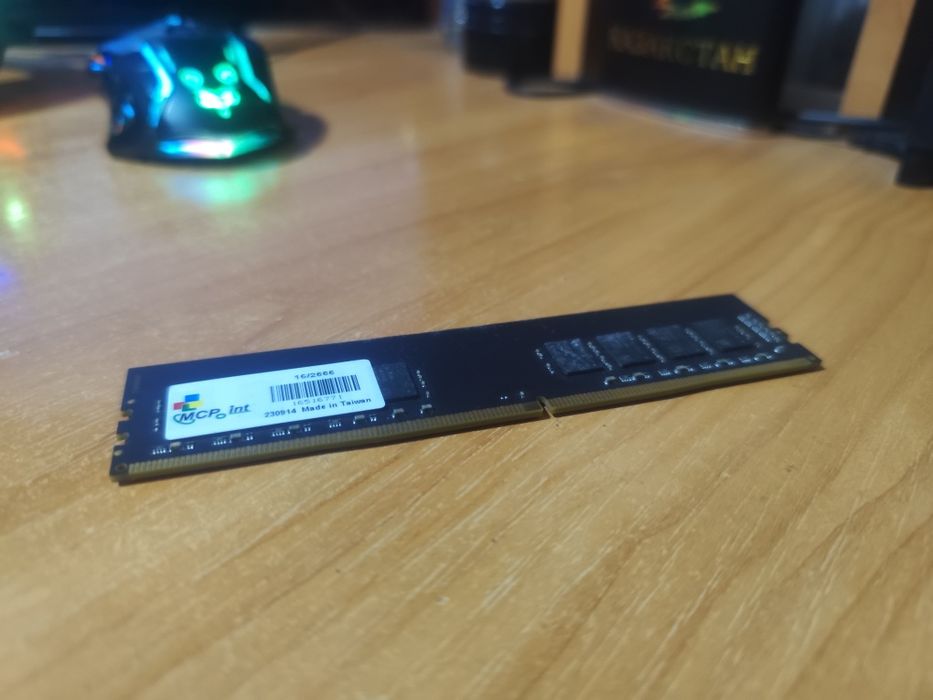 Продам оперативную память DDR4