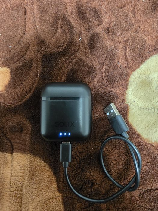 Vand căști  solix si normale.