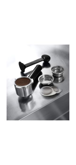 Espressor DeLonghi Dedica Style EC 685 w