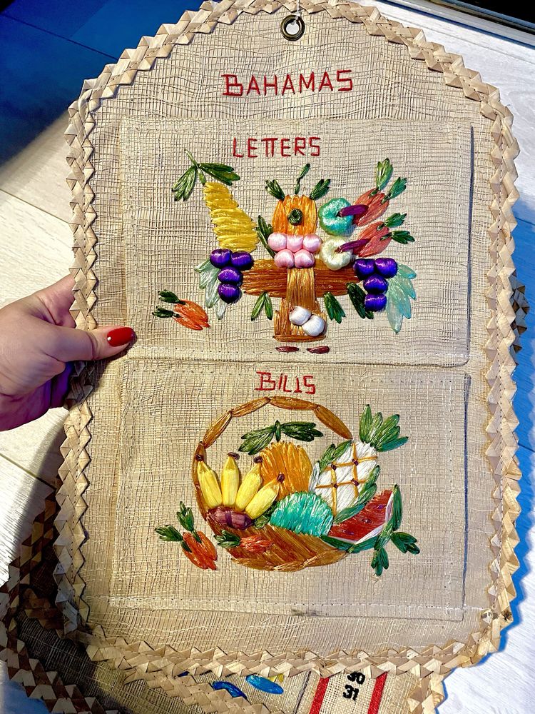 Decor perete handmade 2 bucati calendar + suport