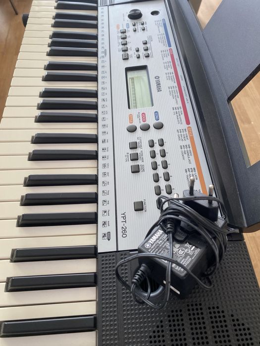 Синтезатор Yamaha YPT- 260