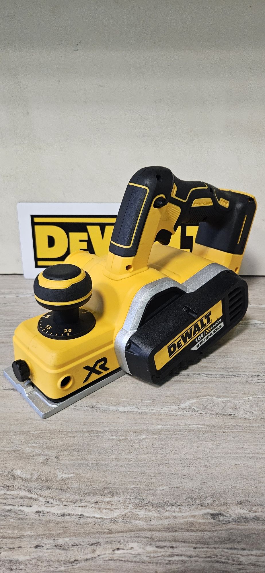 Dewalt Ренде DCP580 18V.BRUSHLESS