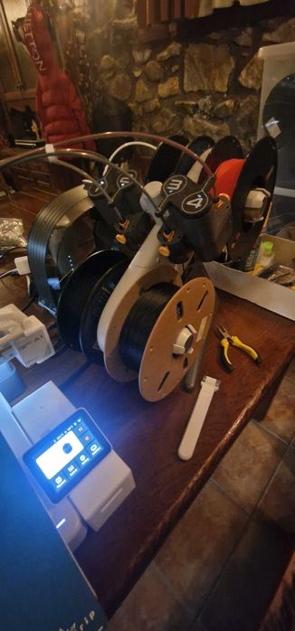 Bambu lab A1 AMS с ролки