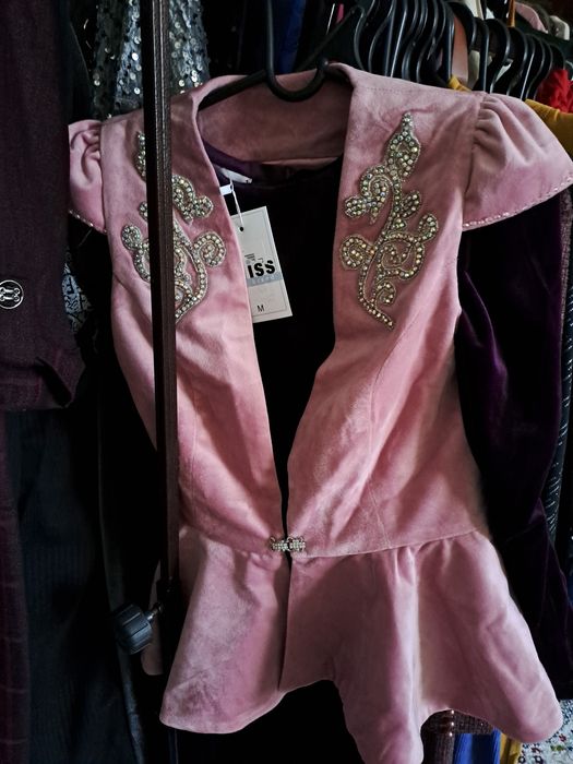 Сдам на прокат камзол  всего 3000 кажекей