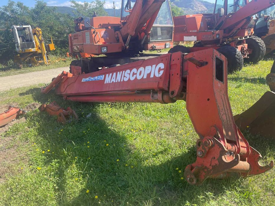 Vindem brat telescopic pentru Manitou