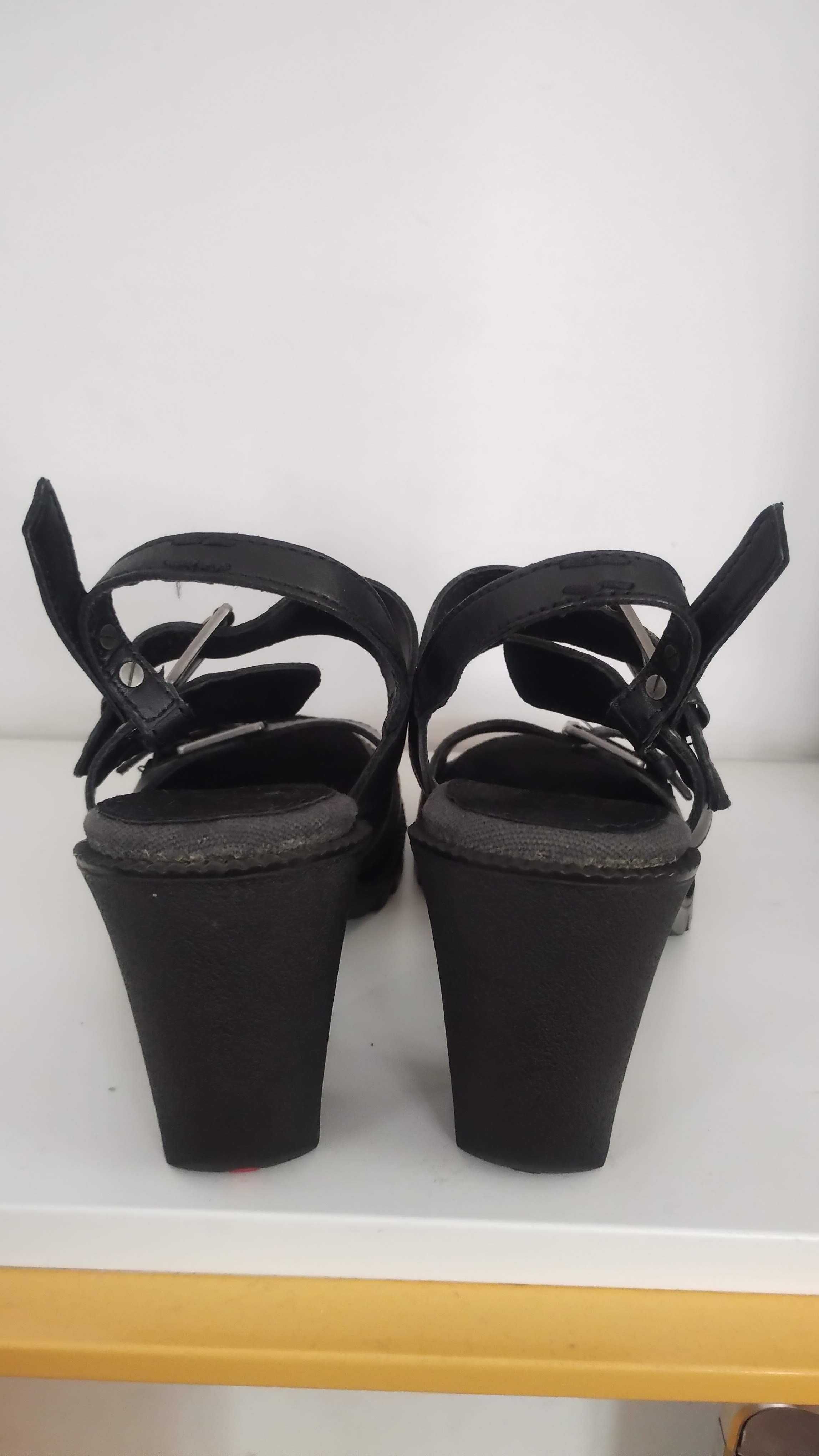 Дамски сандали - Kickers, кожени, 40 размер