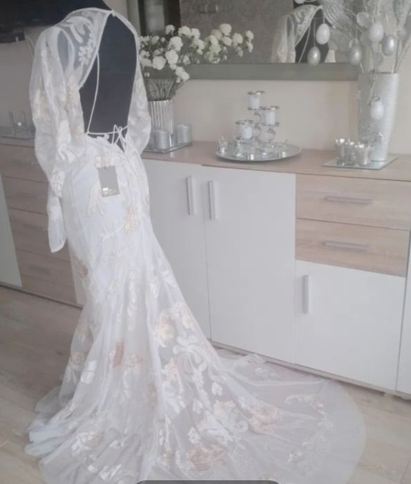 Rochie de mireasa noua