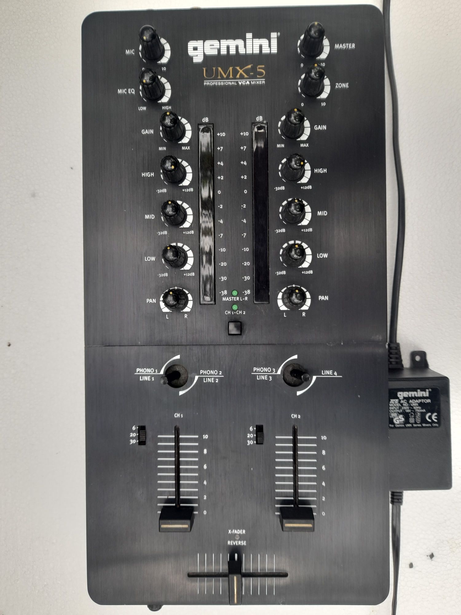 mixer audio Gemini UMX-5 ( linie / instrumente muzicale )