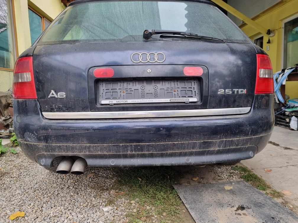 Bara spate Audi A6 C5 break cu senzori de parcare funcționali