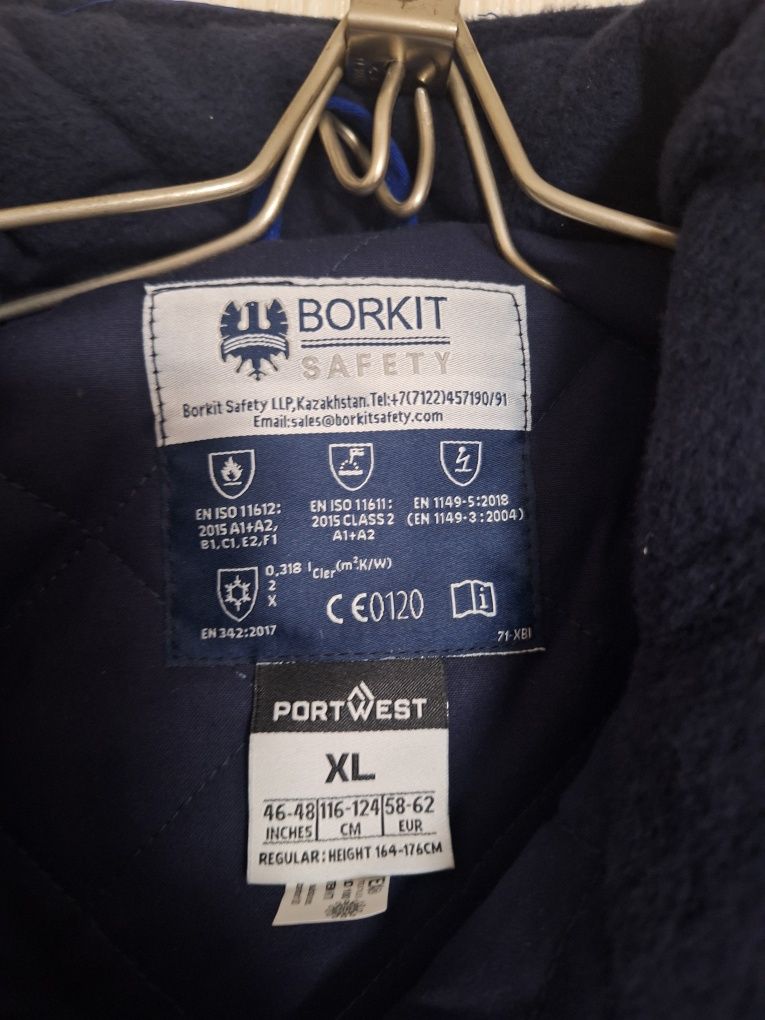 Продам зимний комбез