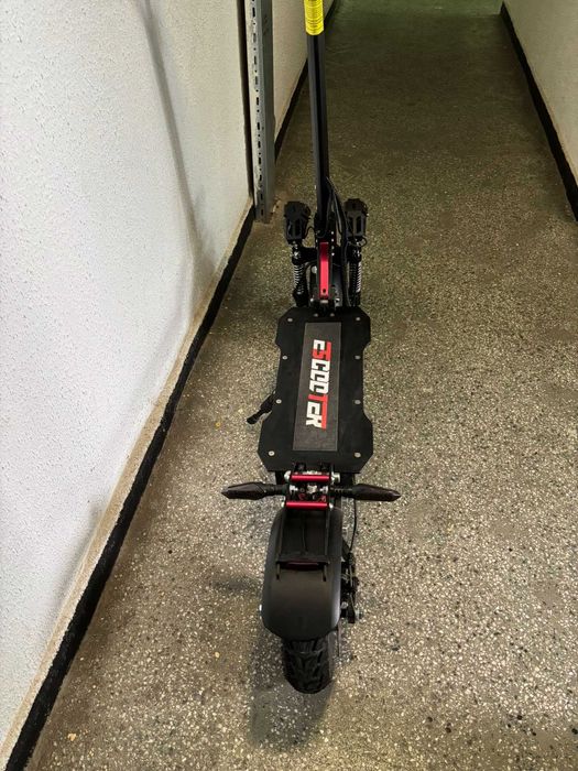 Нова Тротинетка до 150 кг.