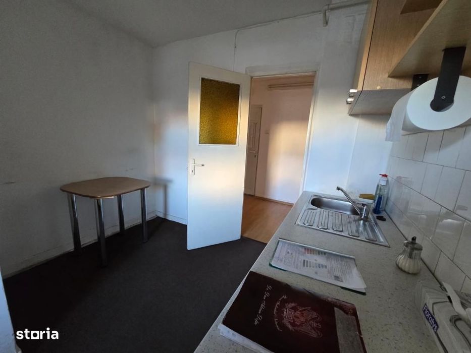 De vanzare Apartament 2 camere, zona Cetate.