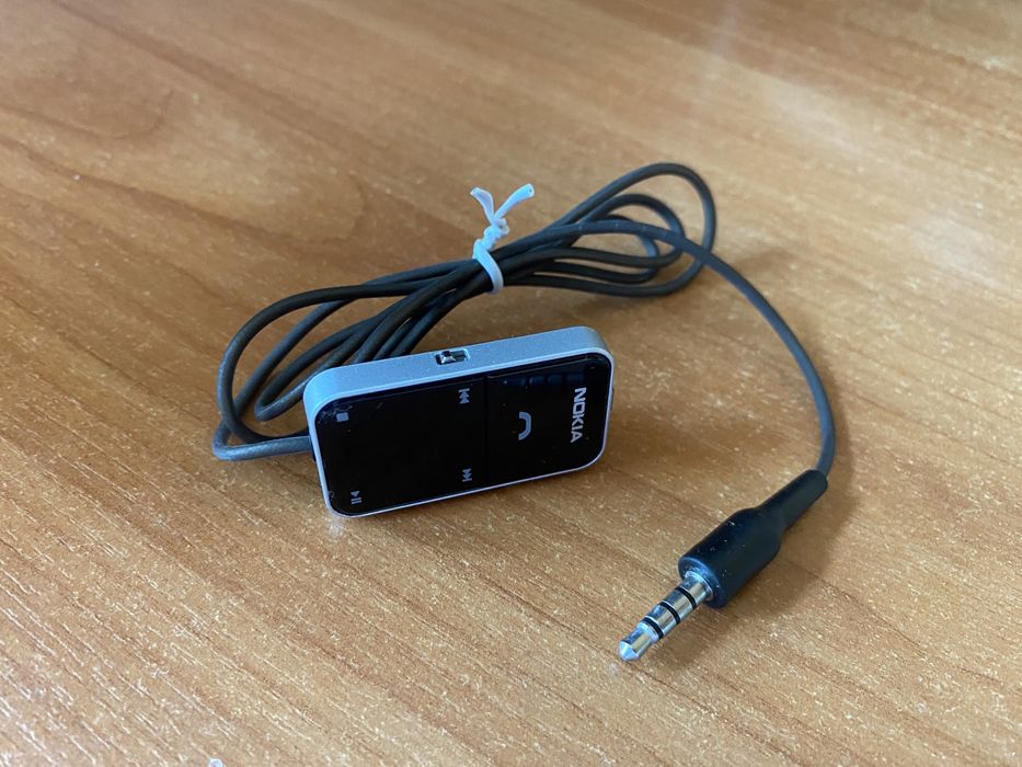 Продам гарнитуру для Nokia
