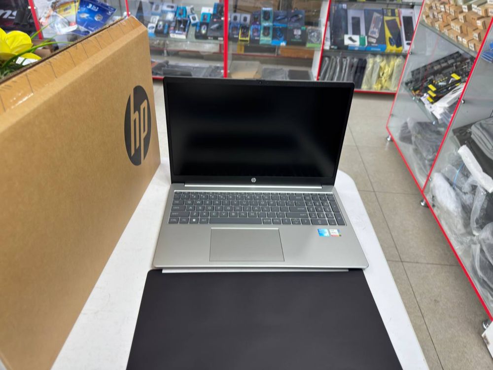 Hp i5 eng soʻngi avlod yangisidan soʻraganlar uchun 16/512gb ssd