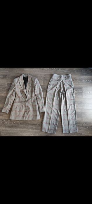 Costum Zara basic, 35% vascoza, marimea xs