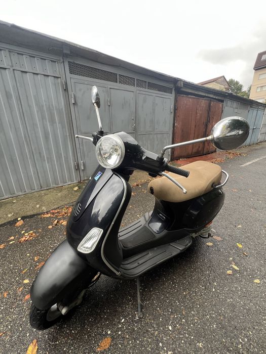 Scuter Vespa Lx 50