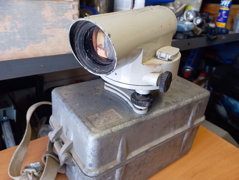 Продам Невелир геодезический