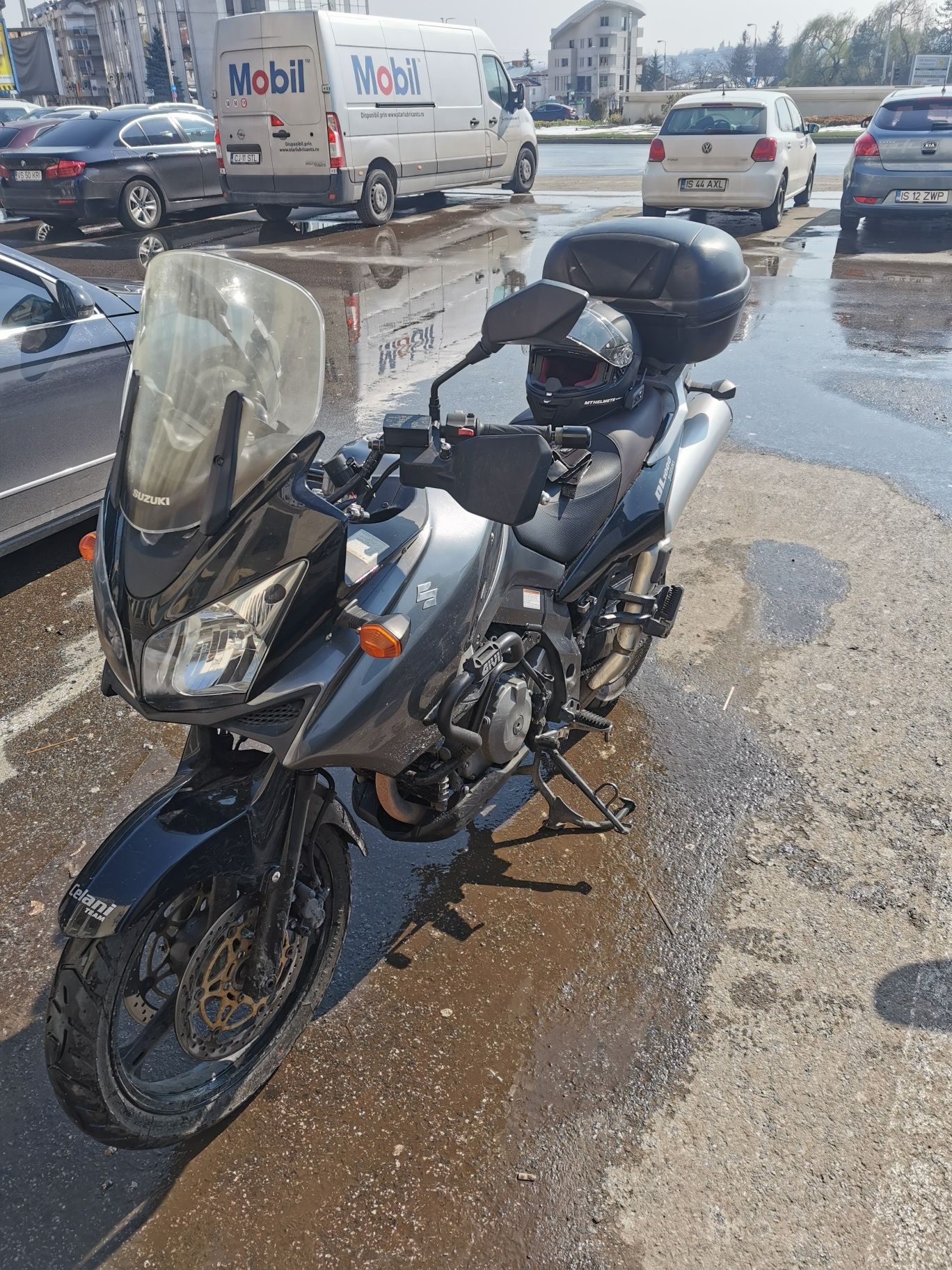 Suzuki V-strom dl 1000