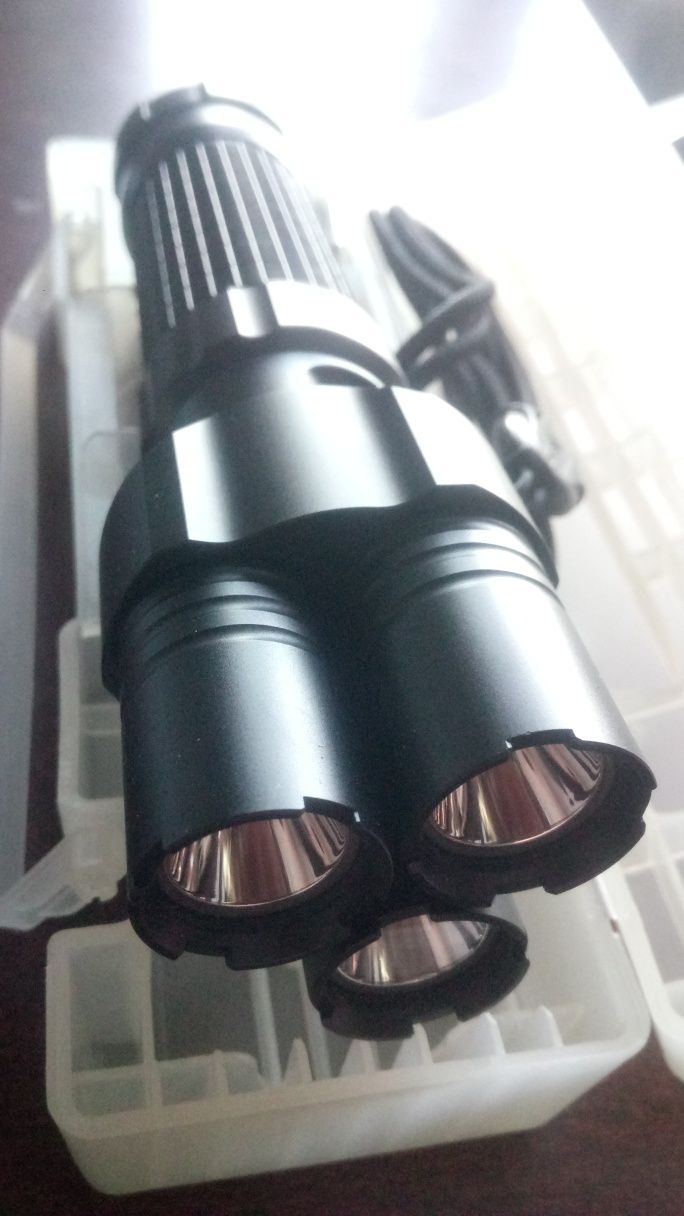 Светодиодный тактический фонарь Fenix TK45