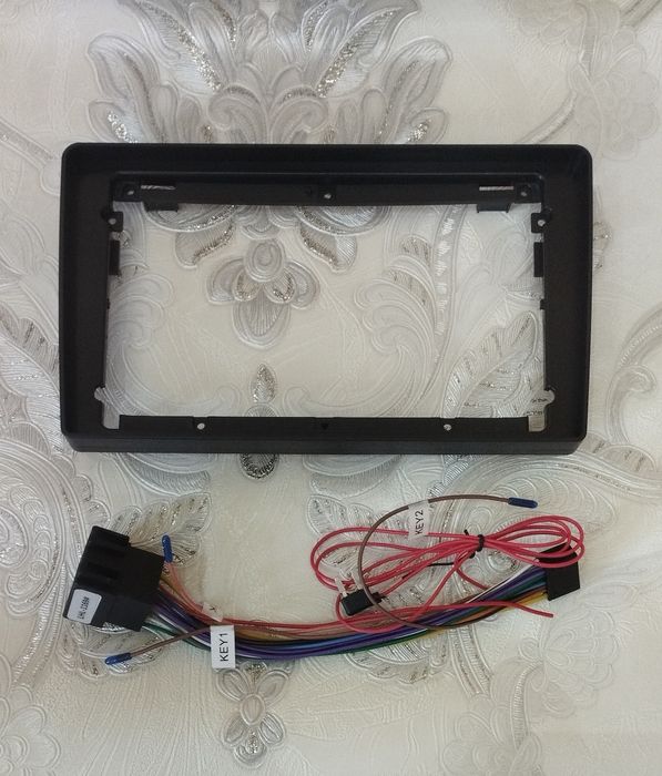 Рамка для Lada Vesta, Granta  9 дюйм андроид магнитола учун